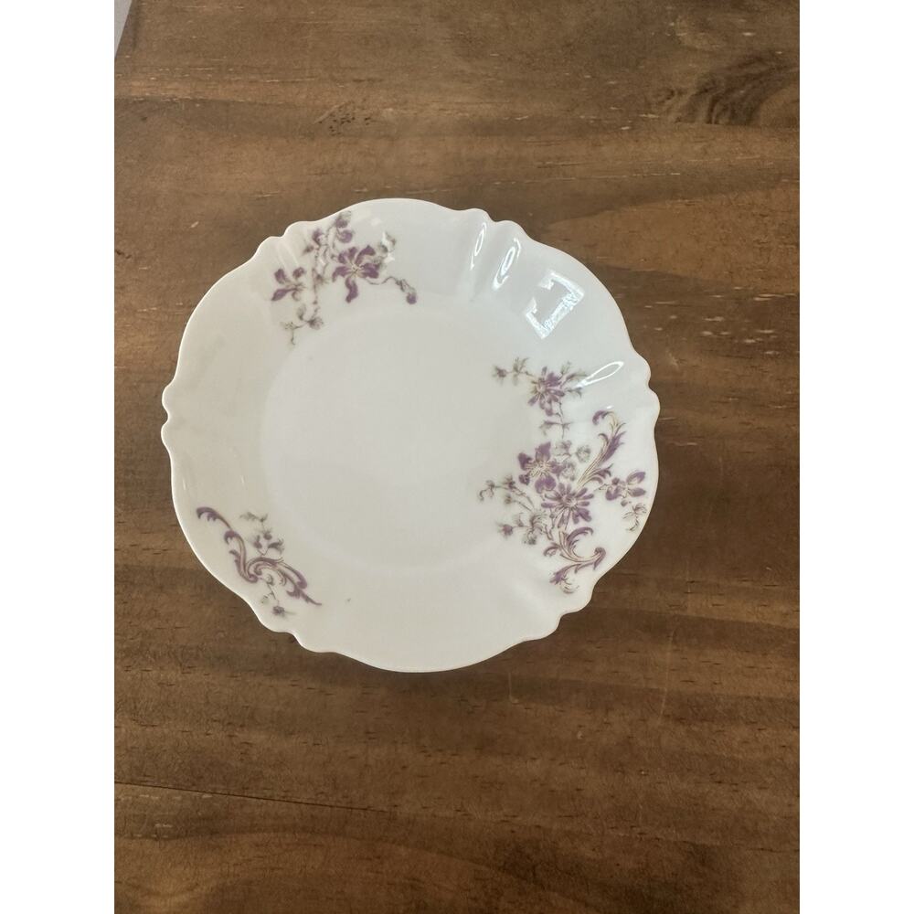 Haviland Limoges Schleiger 143e Purple Flower Dessert/Fruit Bowl 5”W